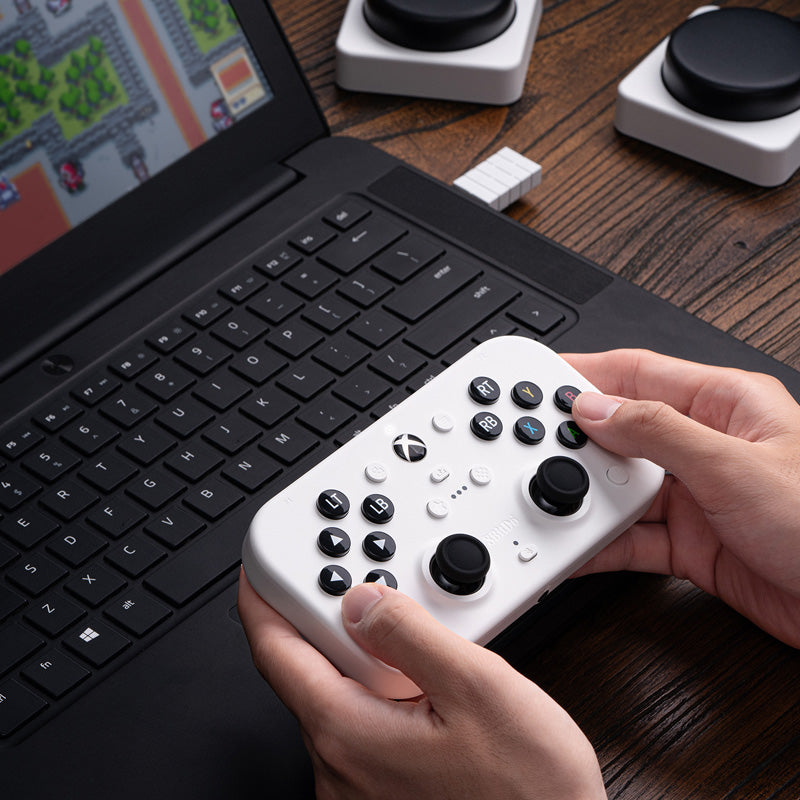 8BitDo Lite SE 2.4G Wireless Controller for Xbox - Controller with a Familiar and Practical Layout