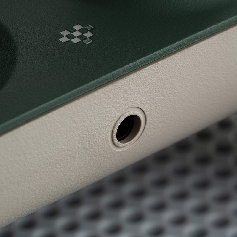 8BitDo Ultimate C Wired Controller for Xbox - Controller with a Familiar and Practical Layout