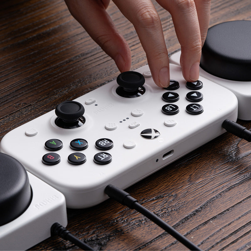 8BitDo Lite SE 2.4G Wireless Controller for Xbox - Controller with a Familiar and Practical Layout