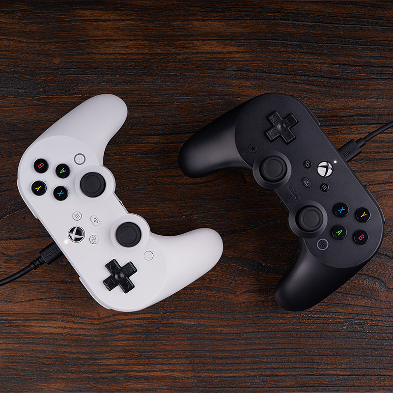 8BitDo Pro 2 Wired Controller for Xbox (Hall Effect joysticks) - Controller with a Familiar and Practical Layout
