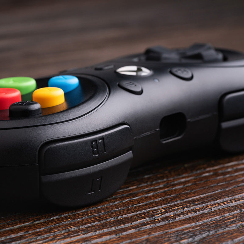 8BitDo M30 Wired Controller for Xbox - Controller with a Familiar and Practical Layout