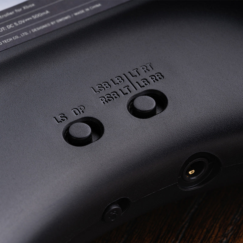 8BitDo M30 Wired Controller for Xbox - Controller with a Familiar and Practical Layout