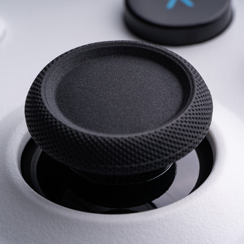 8BitDo Pro 2 Wired Controller for Xbox (Hall Effect joysticks) - Controller with a Familiar and Practical Layout