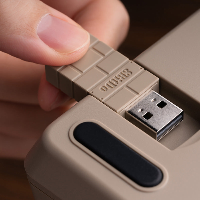 8BitDo Retro 18 Mechanical Numpad - Mechanical Key Edition with Retro-Inspired Styling