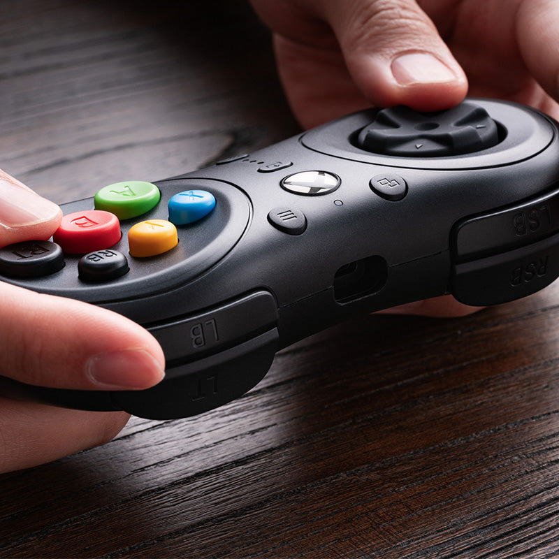 8BitDo M30 Wired Controller for Xbox - Controller with a Familiar and Practical Layout