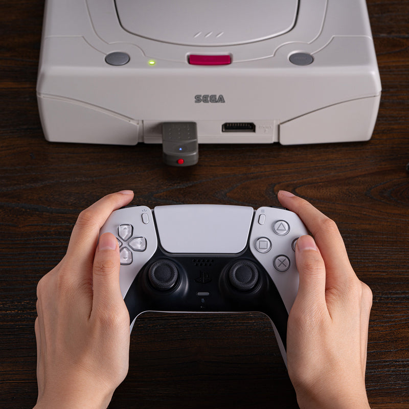 8BitDo Retro Receiver for Saturn - Connection Adapter for Supported Platforms