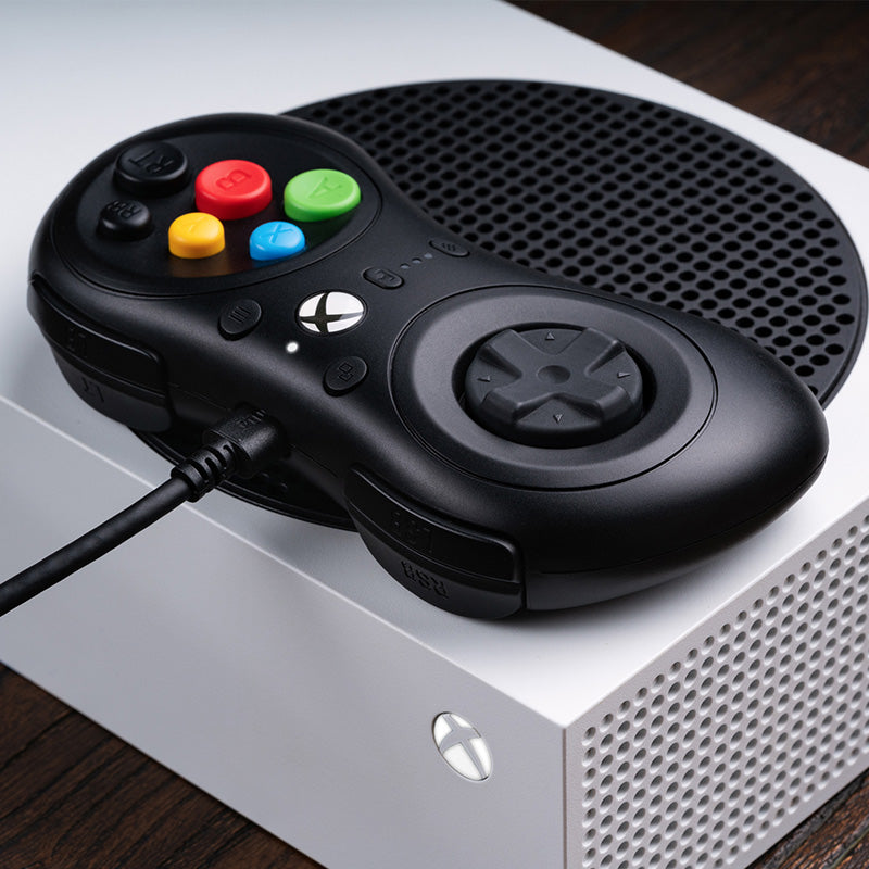 8BitDo M30 Wired Controller for Xbox - Controller with a Familiar and Practical Layout
