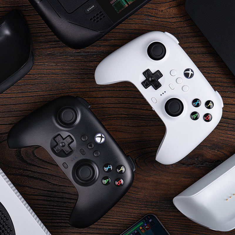 8BitDo Ultimate 3-mode Controller for Xbox (Wired for Xbox Series X|S and Xbox One Wireless for Windows and Android) - Controller with a Familiar and Practical Layout