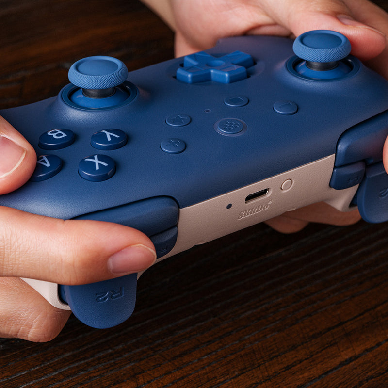 8BitDo Ultimate 2C Bluetooth Controller (Switch) - Controller with a Familiar and Practical Layout
