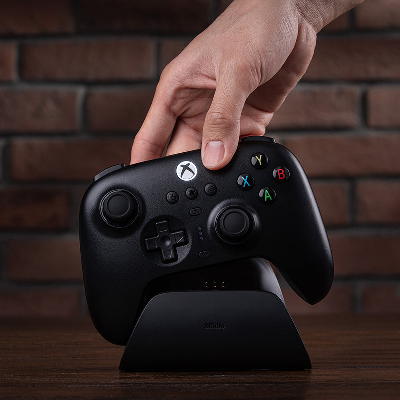 8BitDo Ultimate 3-mode Controller for Xbox (Wired for Xbox Series X|S and Xbox One Wireless for Windows and Android) - Controller with a Familiar and Practical Layout