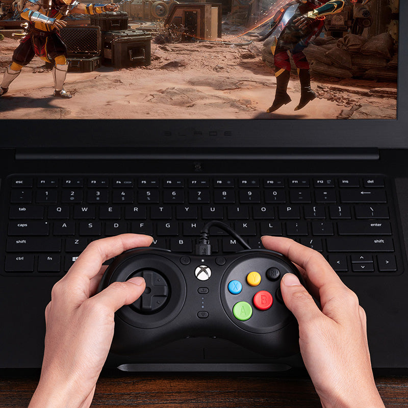 8BitDo M30 Wired Controller for Xbox - Controller with a Familiar and Practical Layout