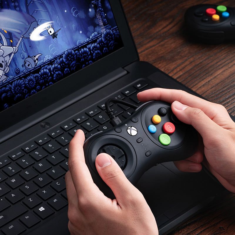 8BitDo M30 Wired Controller for Xbox - Controller with a Familiar and Practical Layout
