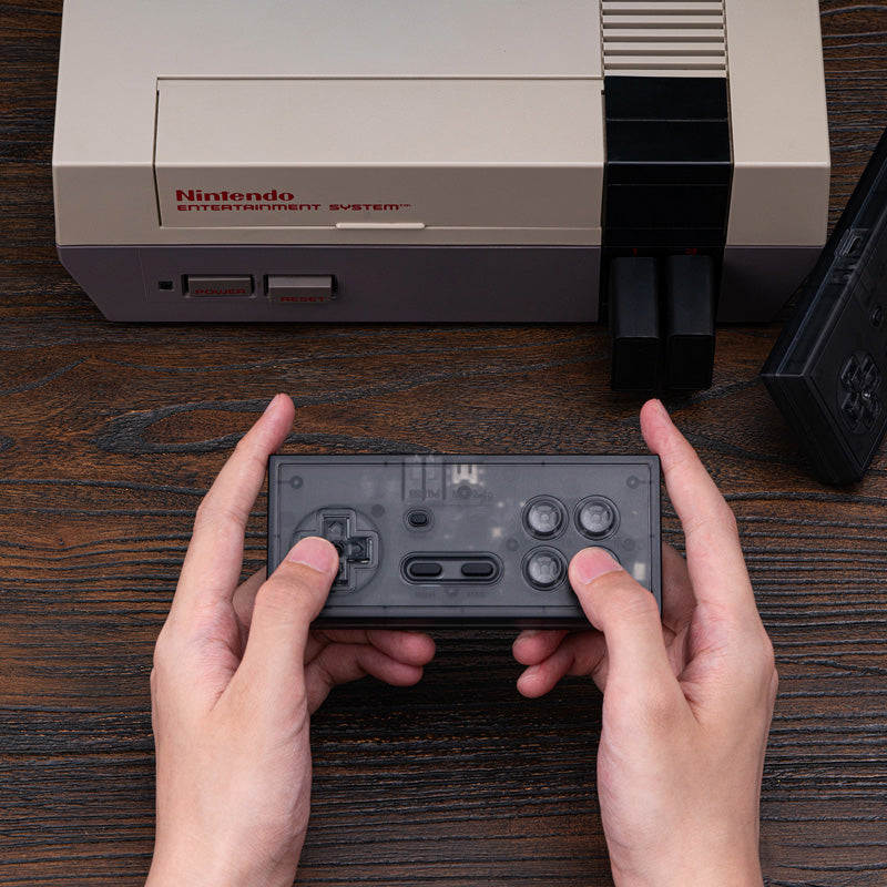 8BitDo N30 2.4G - Controller with a Familiar and Practical Layout