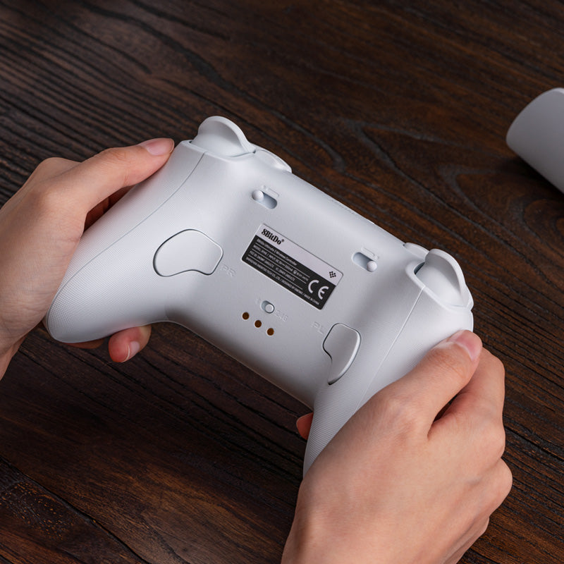 8BitDo Ultimate 2 Wireless Controller - Controller with a Familiar and Practical Layout