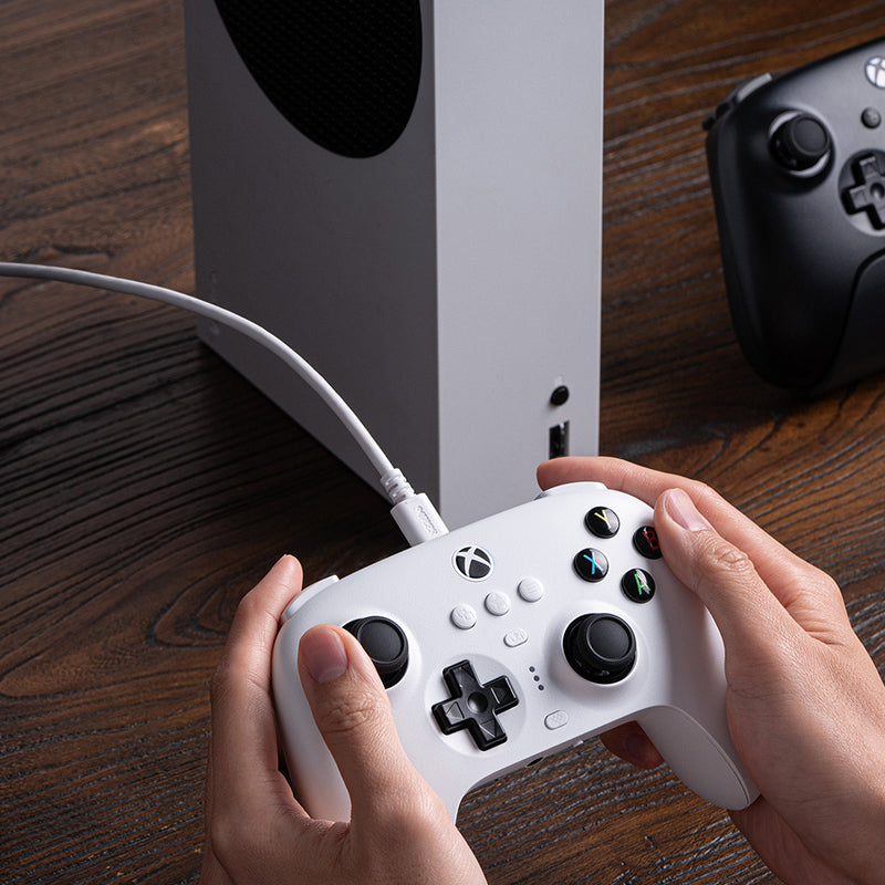 8BitDo Ultimate 3-mode Controller for Xbox (Wired for Xbox Series X|S and Xbox One Wireless for Windows and Android) - Controller with a Familiar and Practical Layout