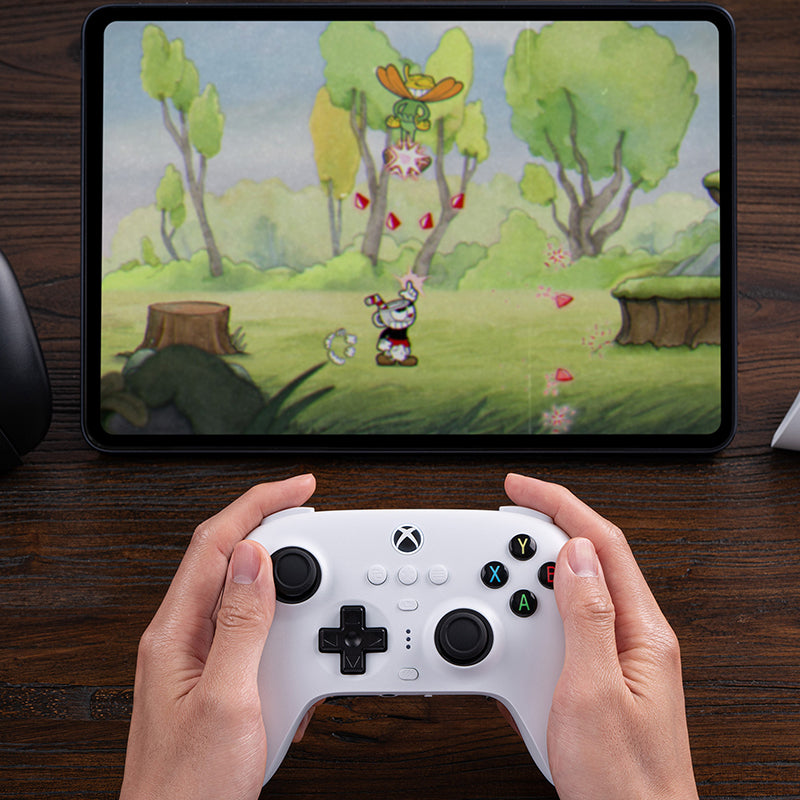 8BitDo Ultimate 3-mode Controller for Xbox (Wired for Xbox Series X|S and Xbox One Wireless for Windows and Android) - Controller with a Familiar and Practical Layout