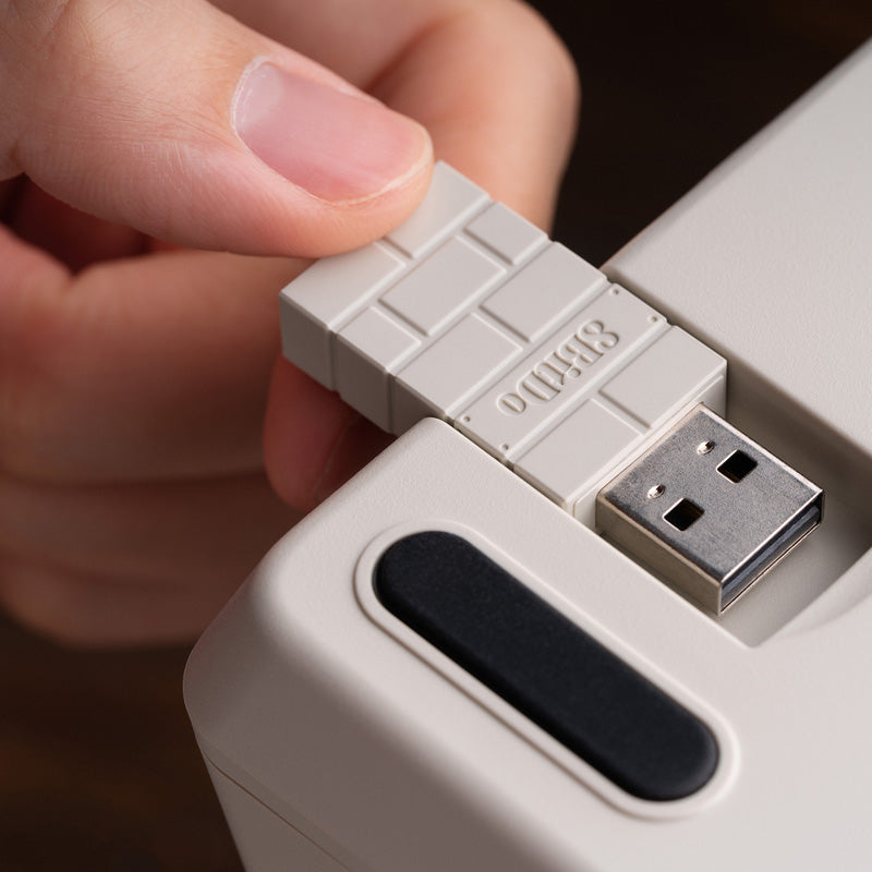 8BitDo Retro 18 Mechanical Numpad - Mechanical Key Edition with Retro-Inspired Styling